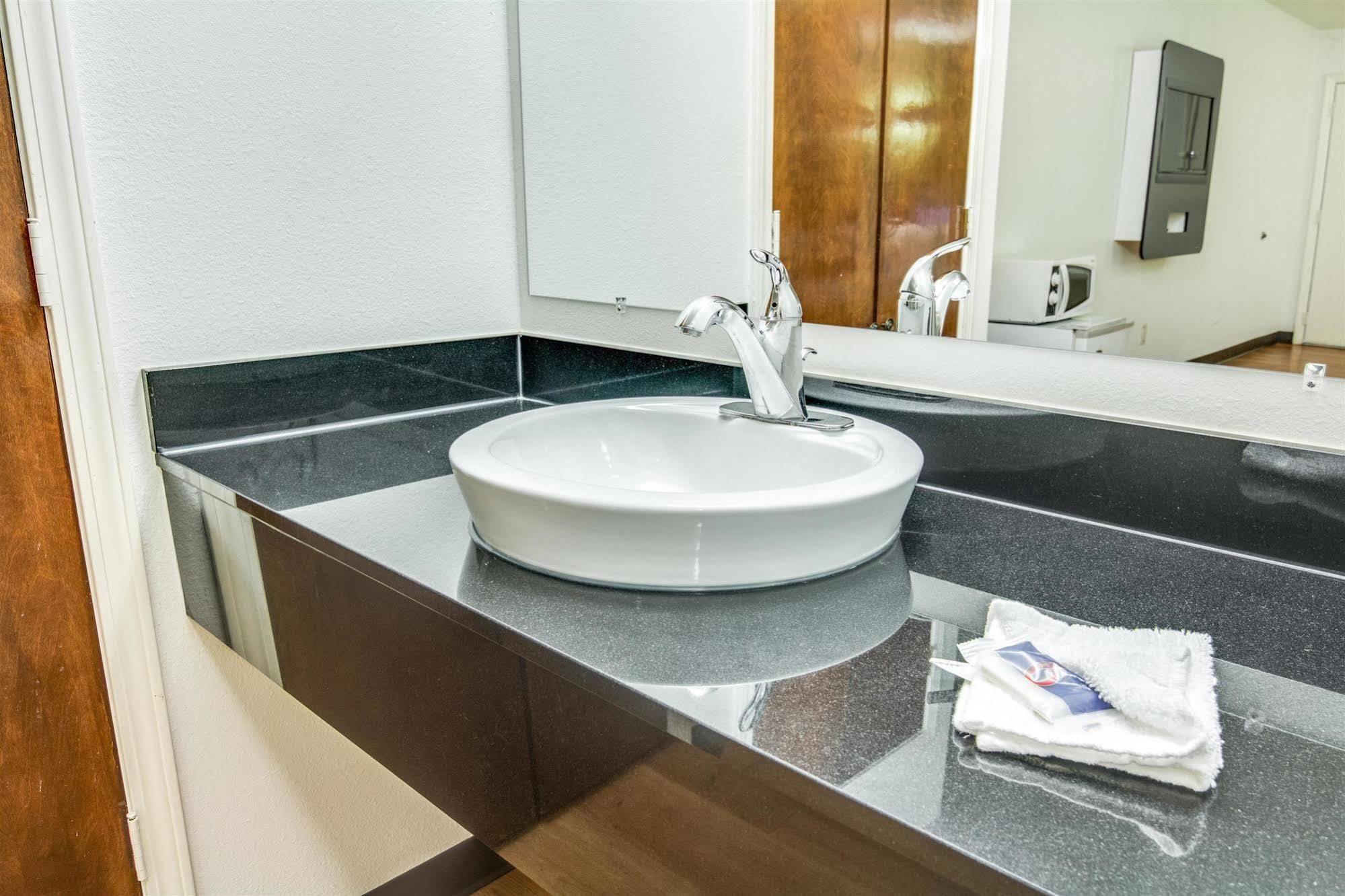 Motel 6-Longview, Tx - North מראה חיצוני תמונה